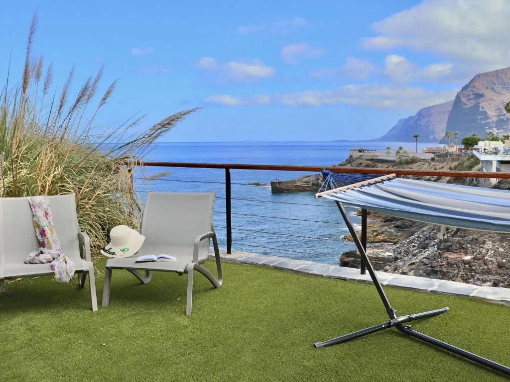 Image of Panoramic Seaview Escape