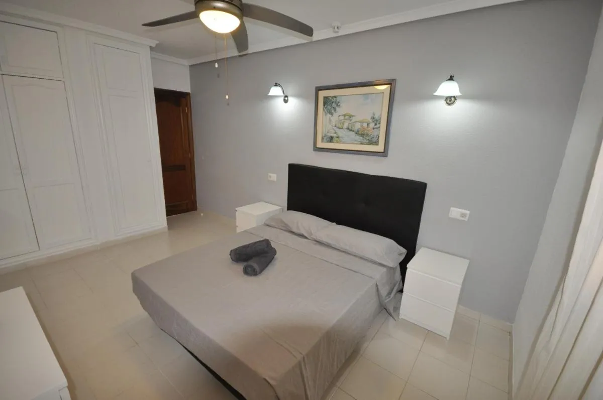 Image 1 of Paradise Court Las Americas WiFi piscina 27