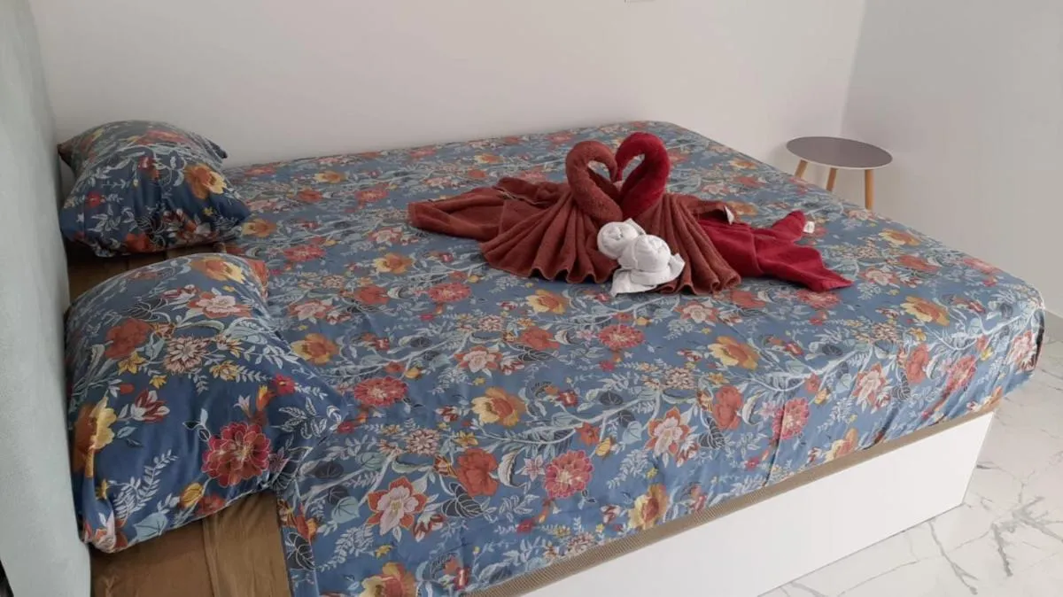 Image 1 of Paraiso green park, lovely studio