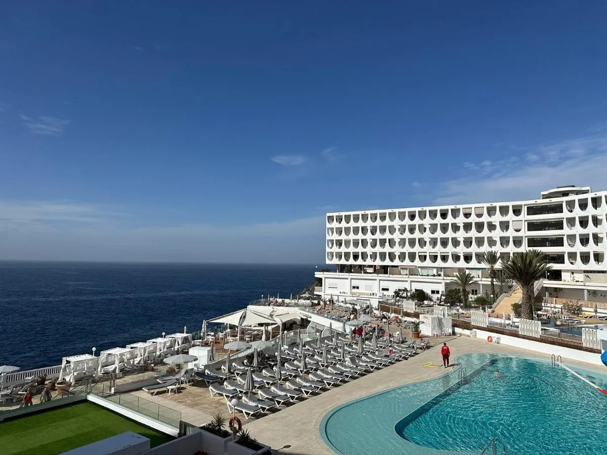 Image 3 of Pearly Grey Ocean Club Apartments & Suites