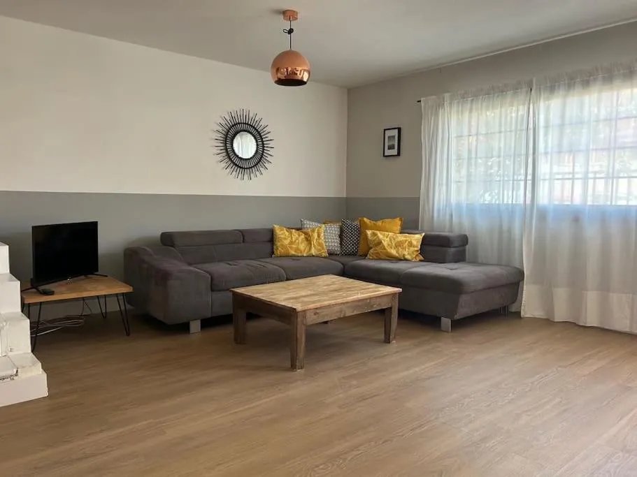 Image 4 of Pool House Mencey