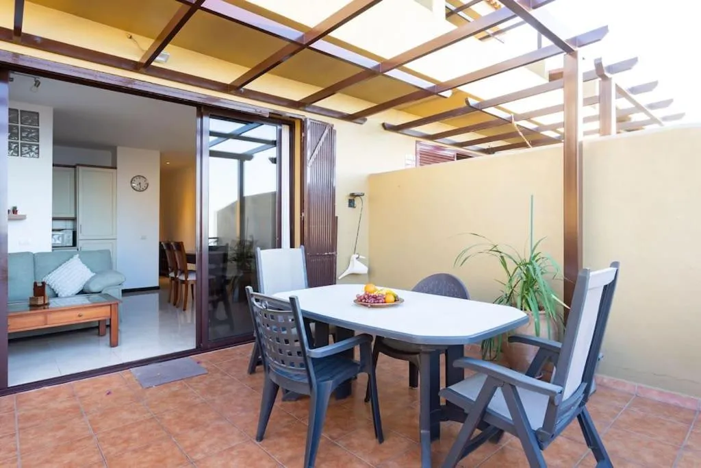 Image 3 of Precioso Apto. con vistas al mar y puesta de sol