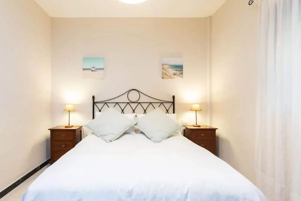 Image 1 of Precioso Apto. con vistas al mar y puesta de sol