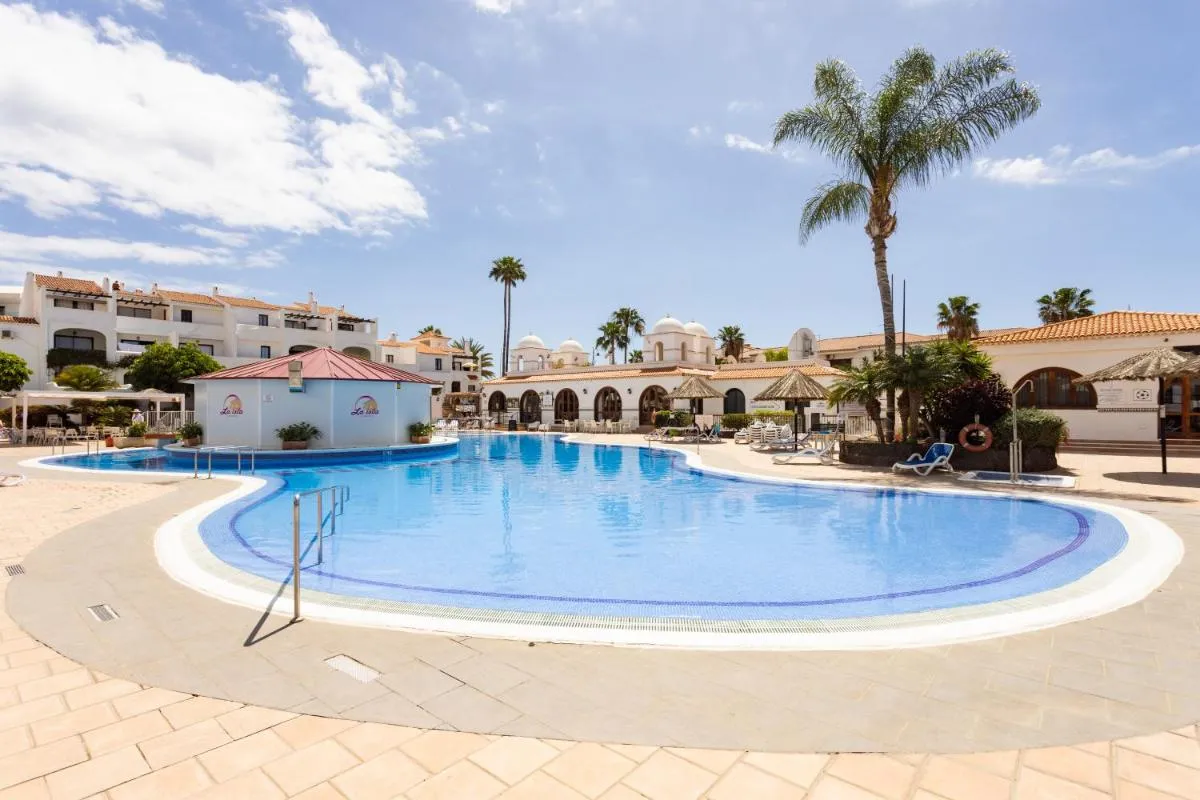 Image 3 of Private garden two bedroom apartment at Fairways Club