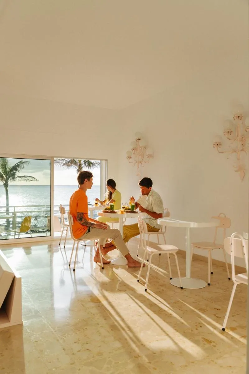 Image 4 of Punta Paradiso