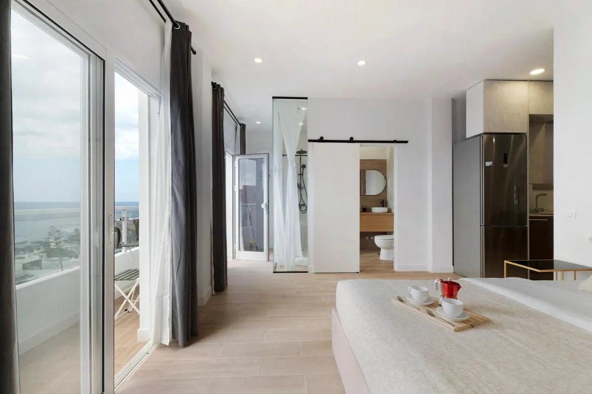 Image 2 of Punta del Hidalgo La Laguna