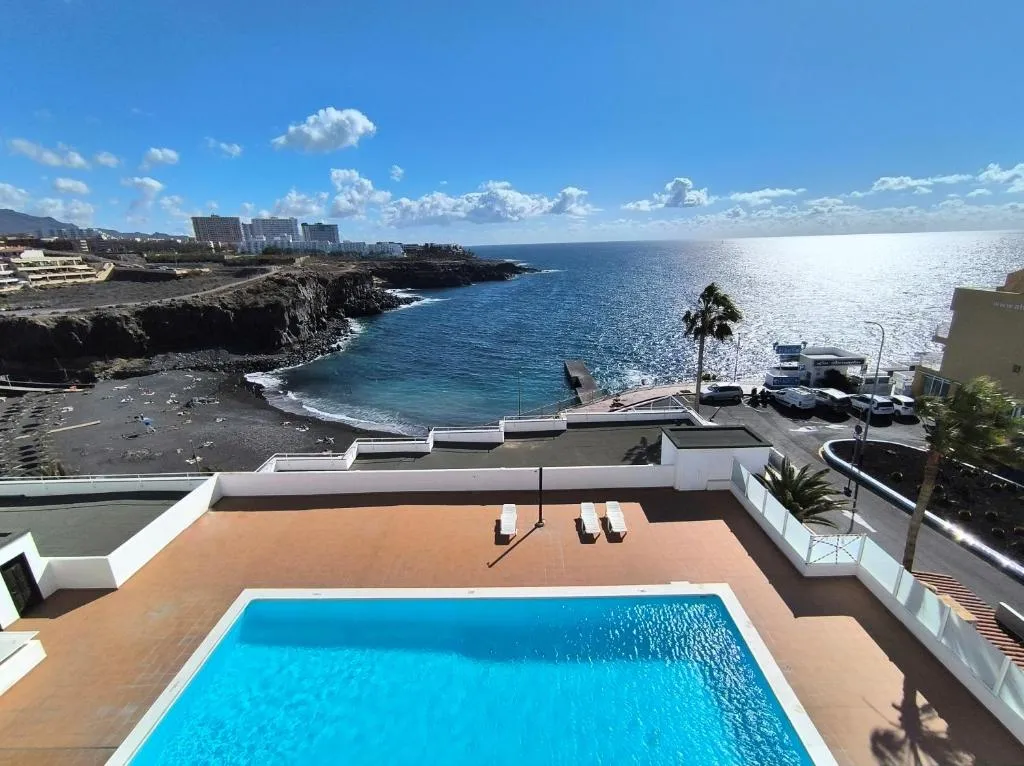 Image of ROSA DE MAR 1 – parking, pool, beachfront, tv channels