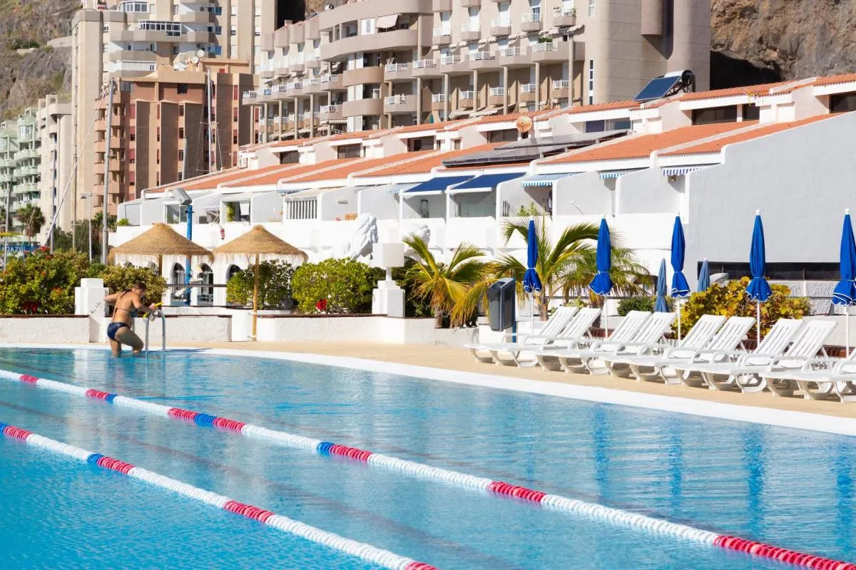 Image 3 of Radazul Marina Seafront 12