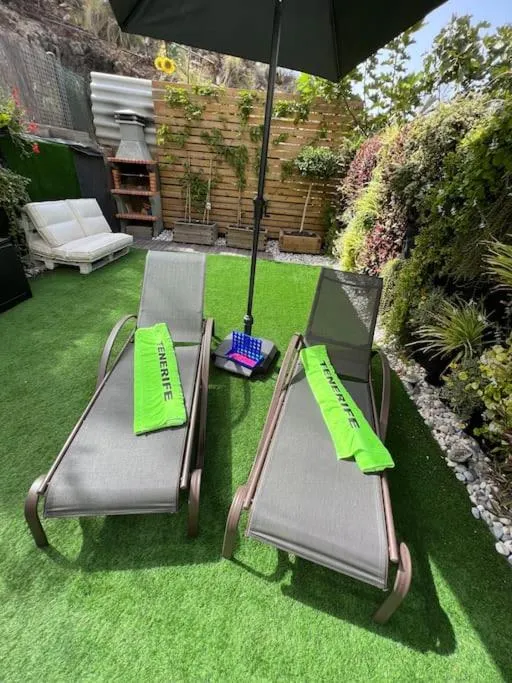 Image 5 of Relaxing Garden Los Cristianos con Jacuzzi y Barbacoa