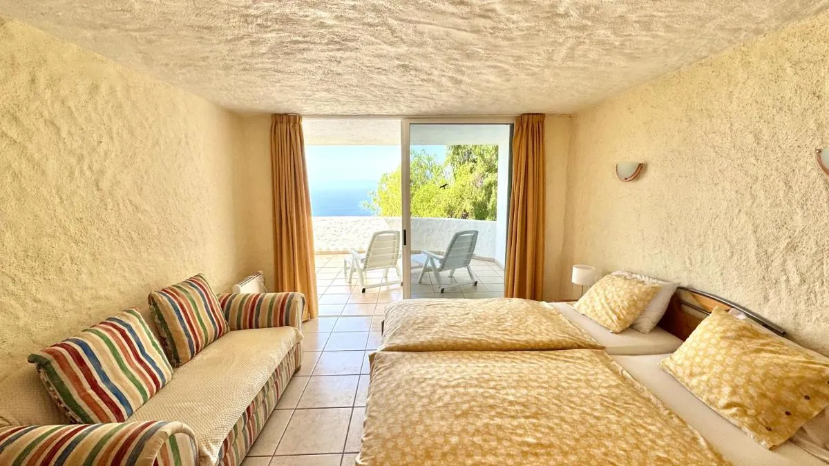 Image 1 of Residencial Rolando