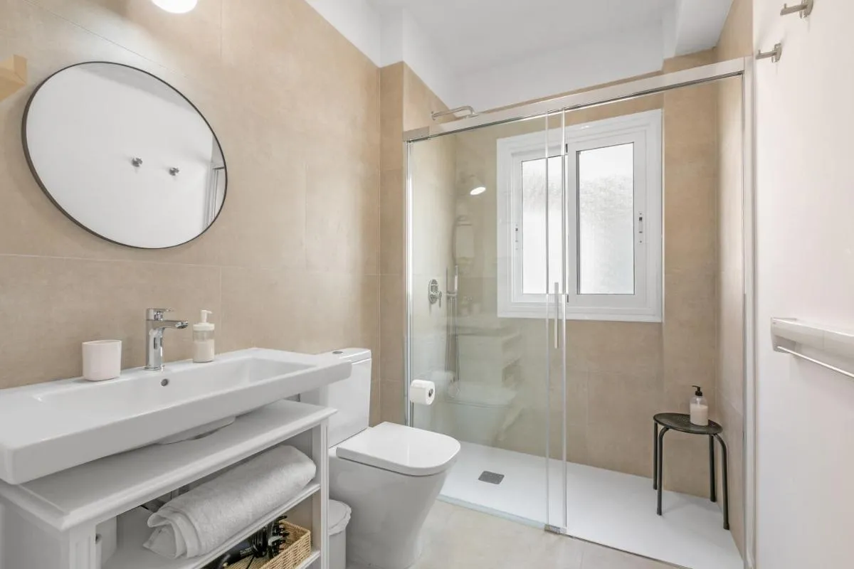 Image 2 of Santa Cruz Art Home