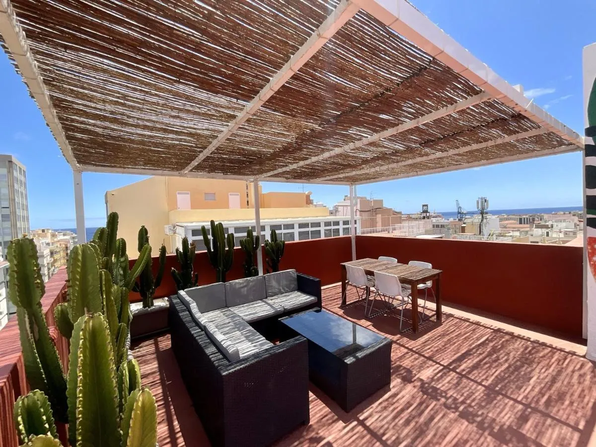 Image 5 of Santa Cruz Luxury Low-Cost Apartment with Terrace & Views