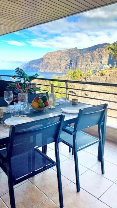 Image 3 of Sea Harbor – Balcon de los Gigantes