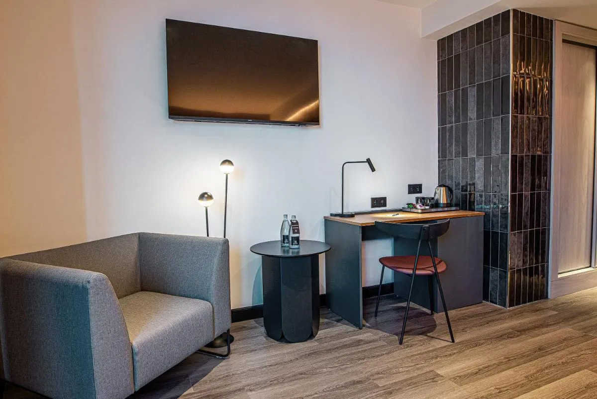 Image 4 of Silken Saaj Maar – Adults Only