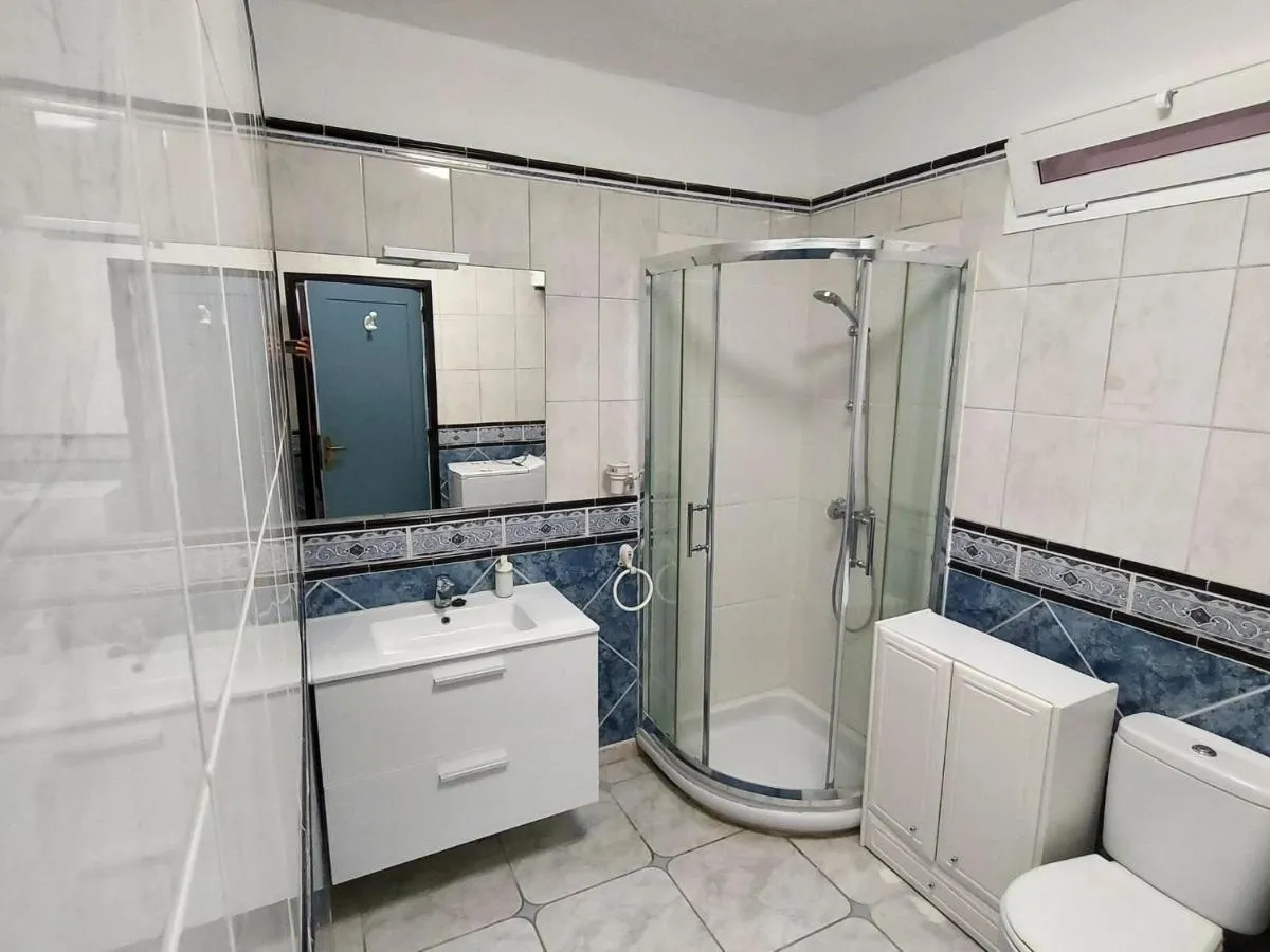 Image 2 of Slow boat experience