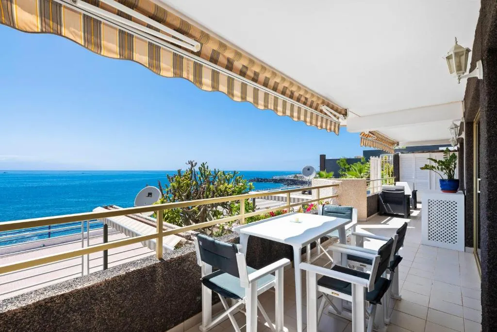 Image of Spacious apart with large terrace,5 min beach