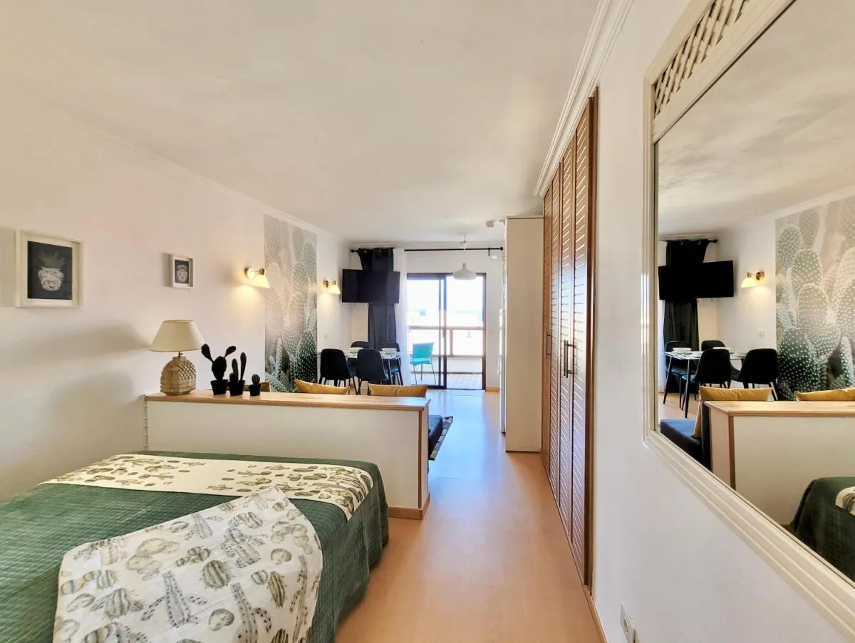 Image 4 of Studio Palmera