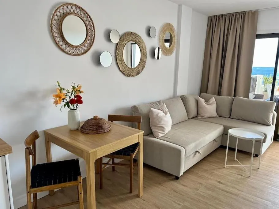 Image 5 of Stunning cliffs and ocean view in Los Gigantes