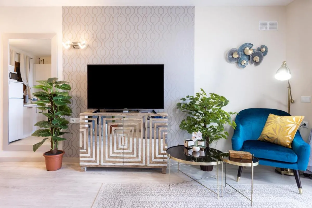 Image 5 of Stylish design with ocean, pool view, King size bed, Wifi, Smart Tv, free parking 2 pools access