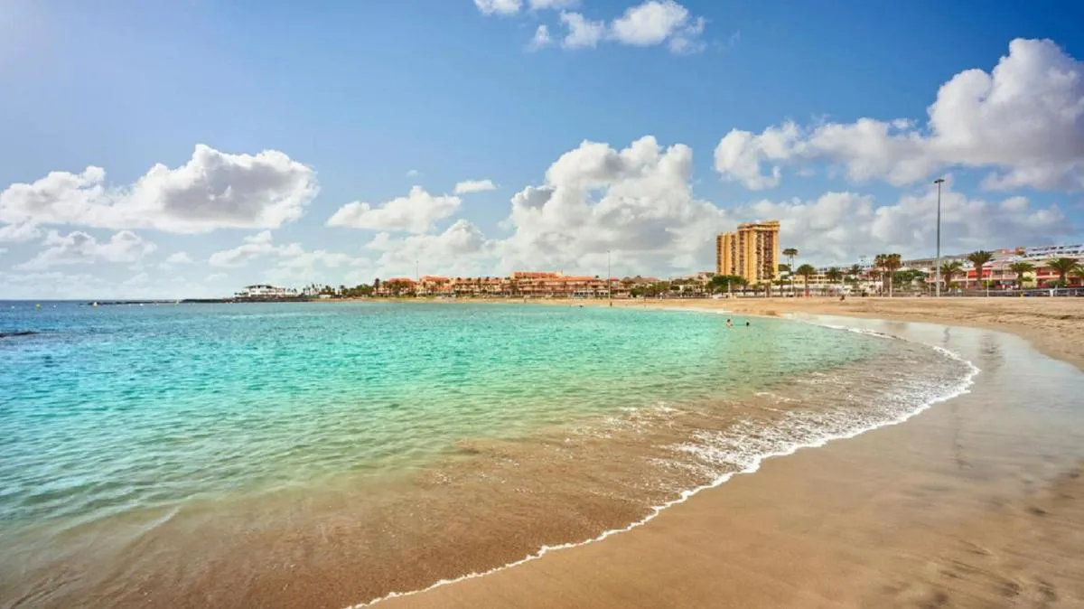 Image 6 of Suites Beach House