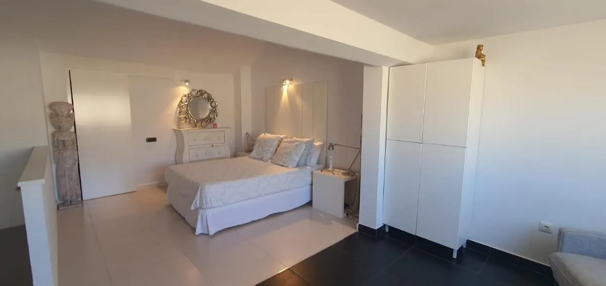 Image 1 of Suites Beach House