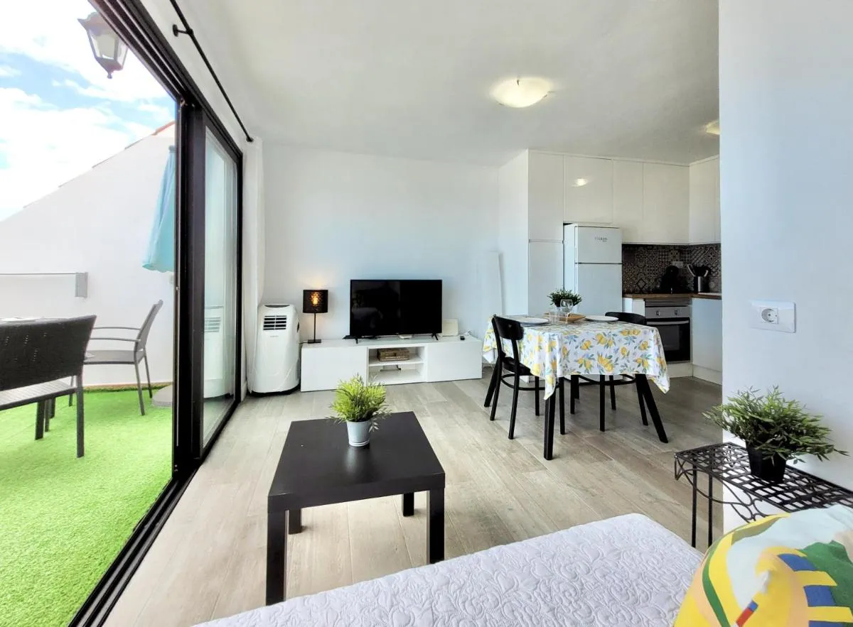 Image 4 of Summer Breeze Penthouse