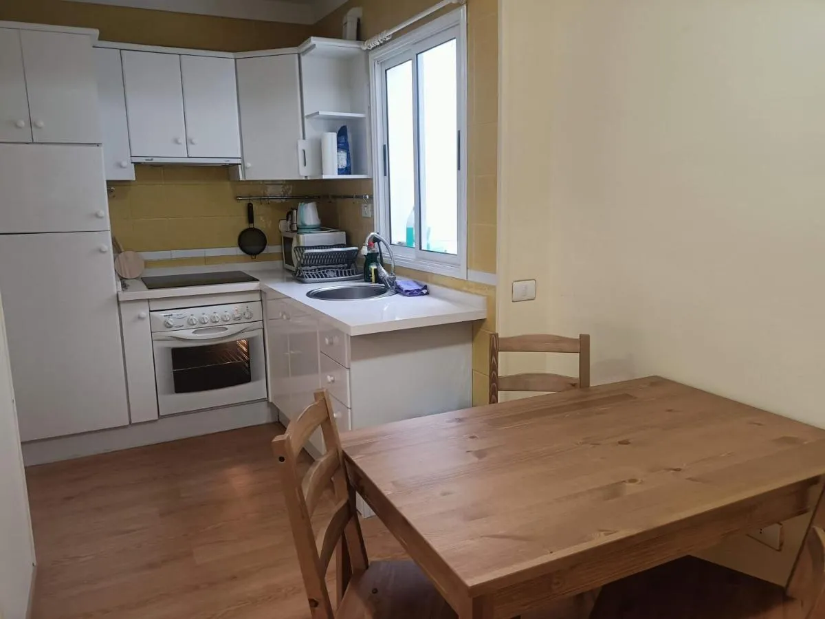 Image 3 of Sunny-Harbour