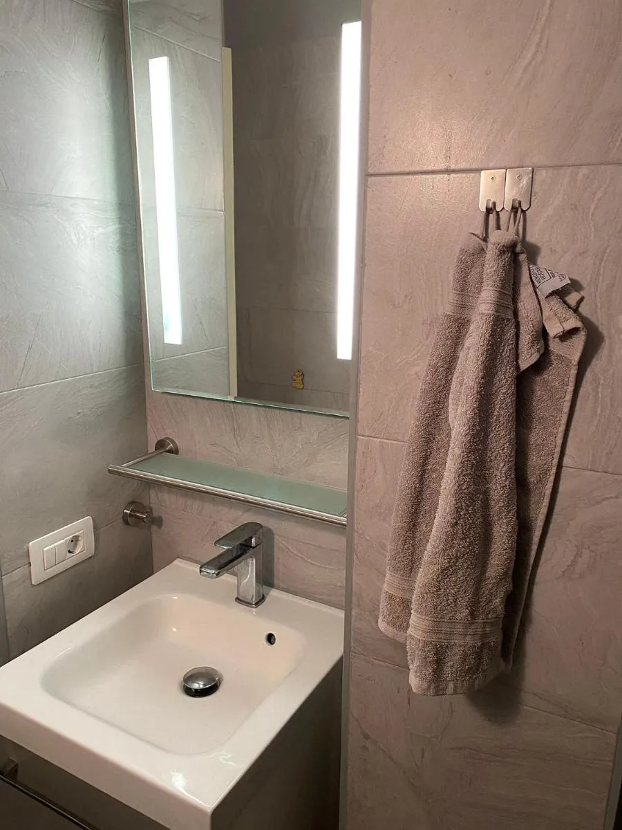 Image 3 of Sunset Estudio