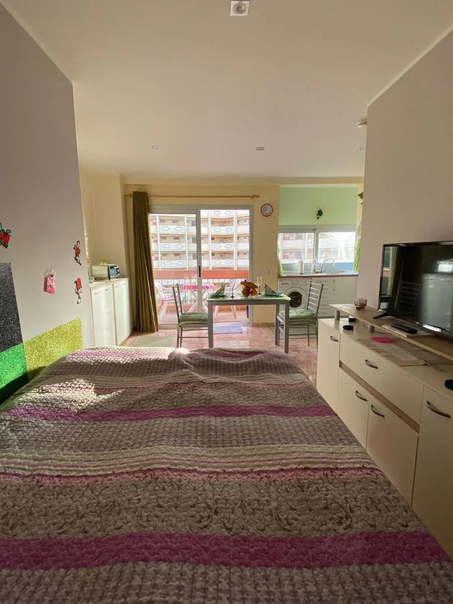 Image 5 of Sunset Estudio