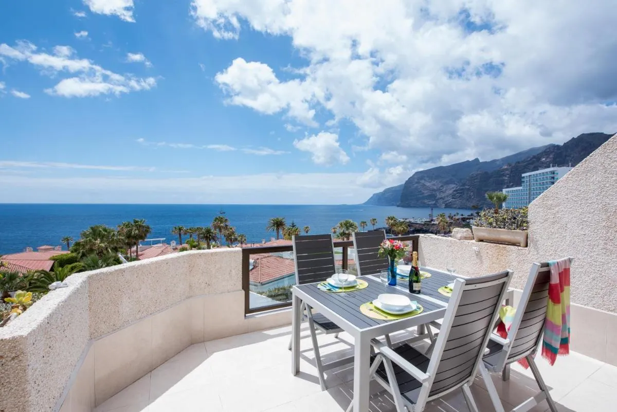 Image 4 of Sunset Suite