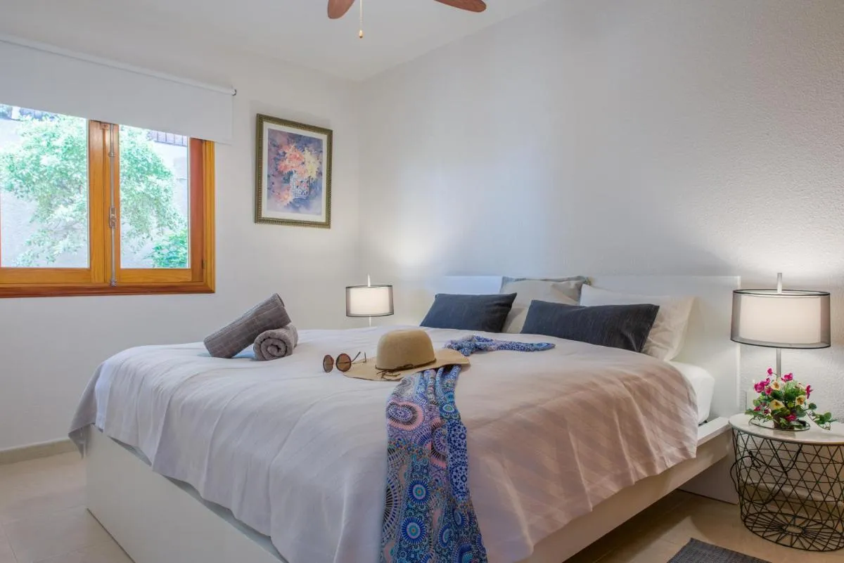 Image 1 of Sunset Suite