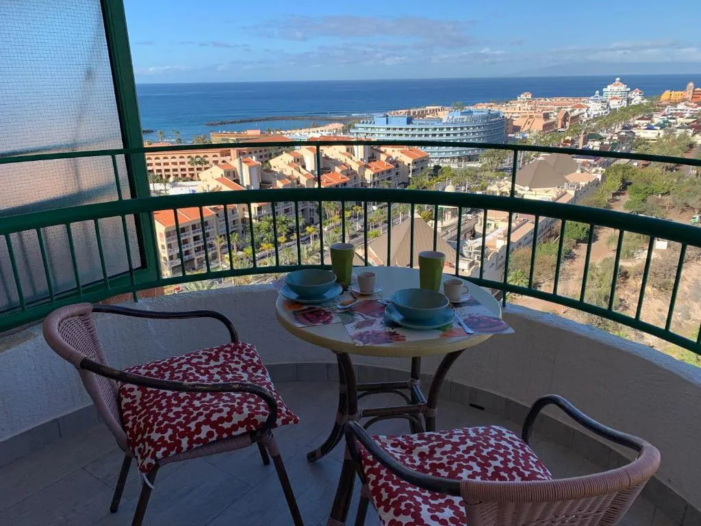 Image of TORRES DEL SOL 15 floor THE HIGHTEST