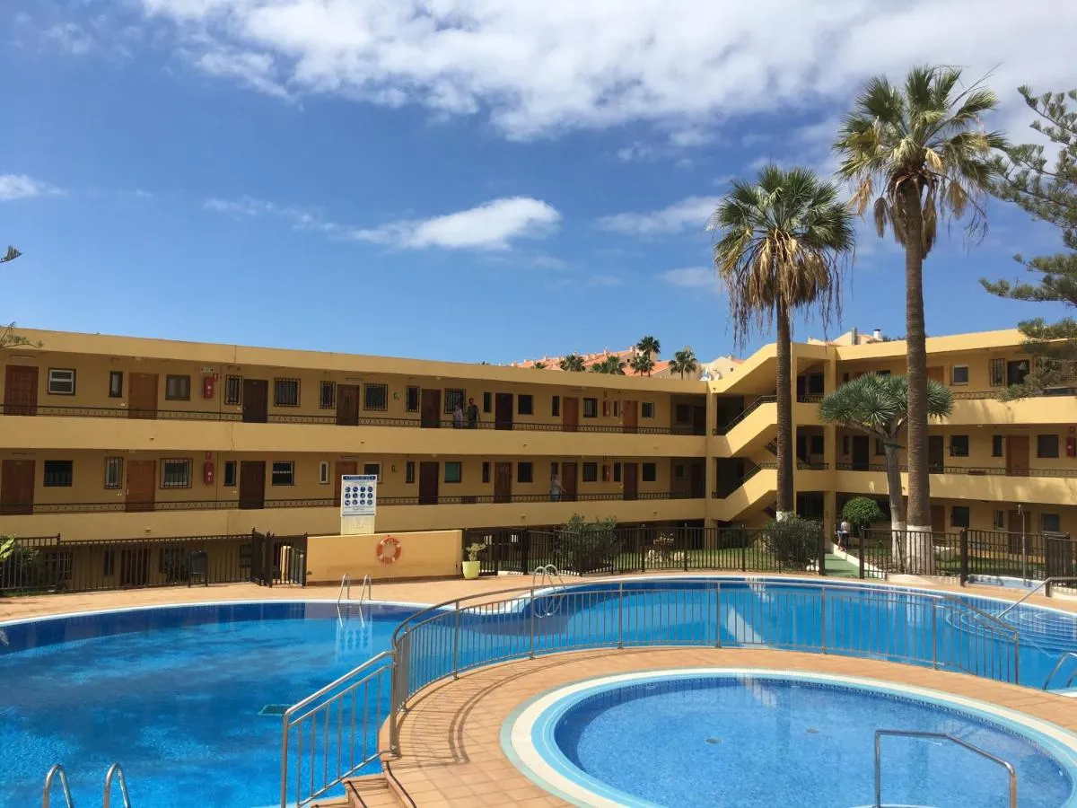 Image 3 of TORRES DEL SOL 15 floor THE HIGHTEST