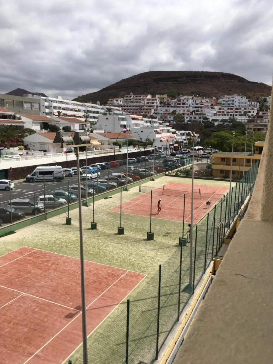 Image 5 of TORRES DEL SOL 15 floor THE HIGHTEST