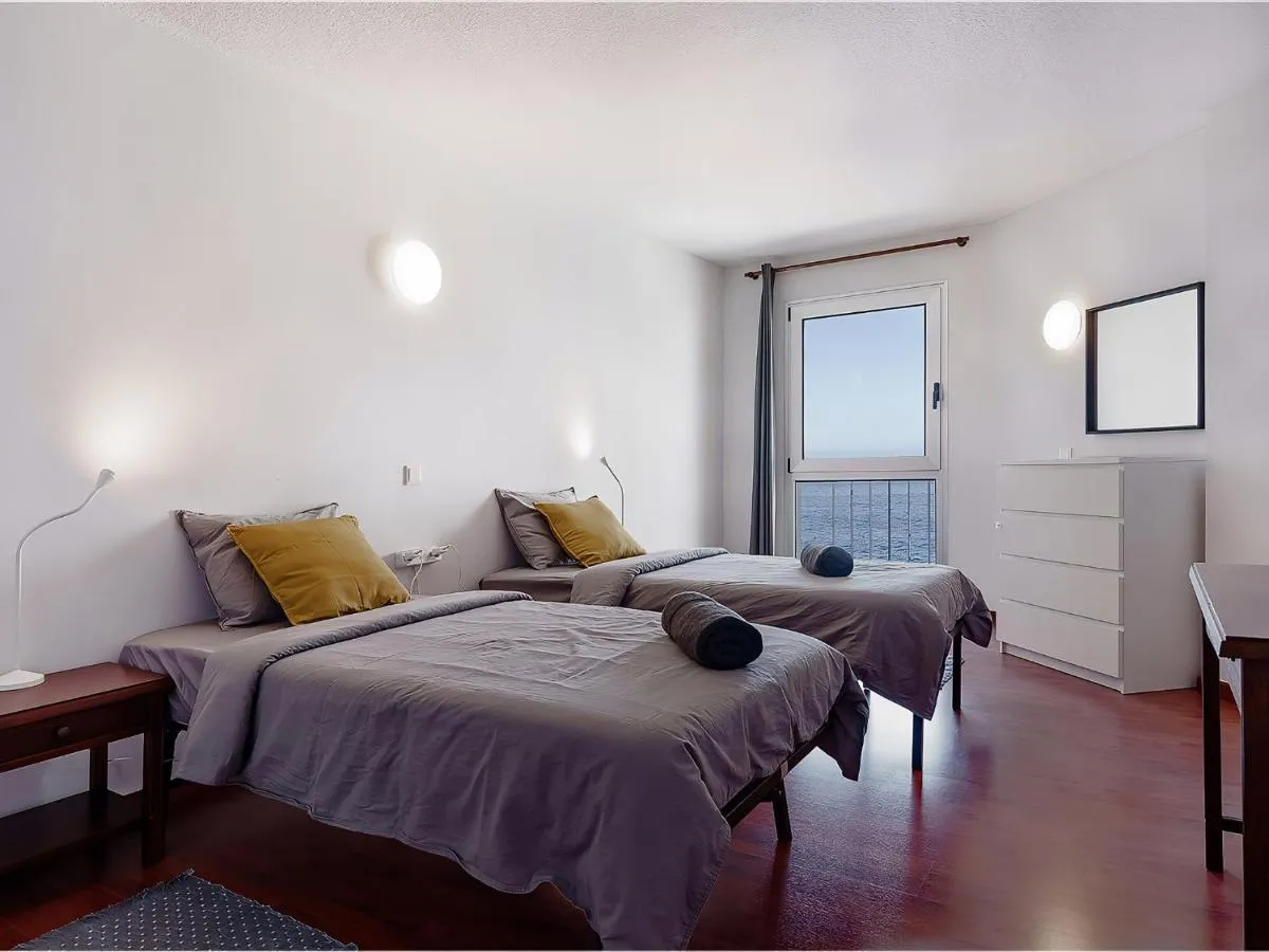 Image 6 of Teide y Mar