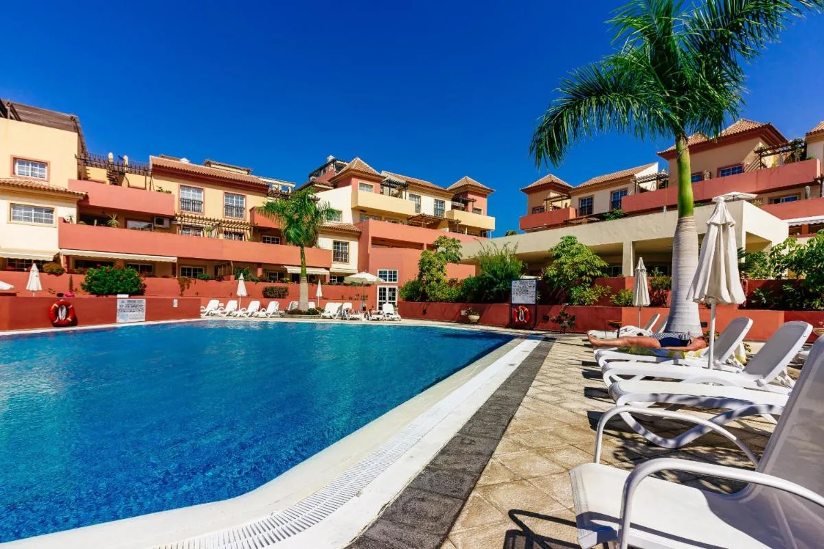 Image 3 of Terrazas del Duque 3A001