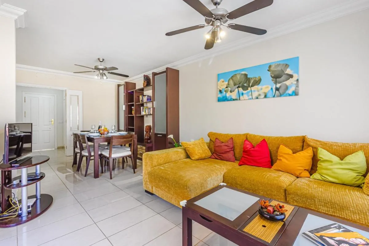 Image 5 of Terrazas del Duque 3A001