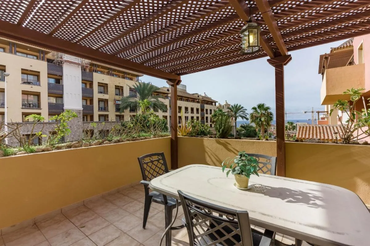 Image 6 of Terrazas del Duque II 2A003