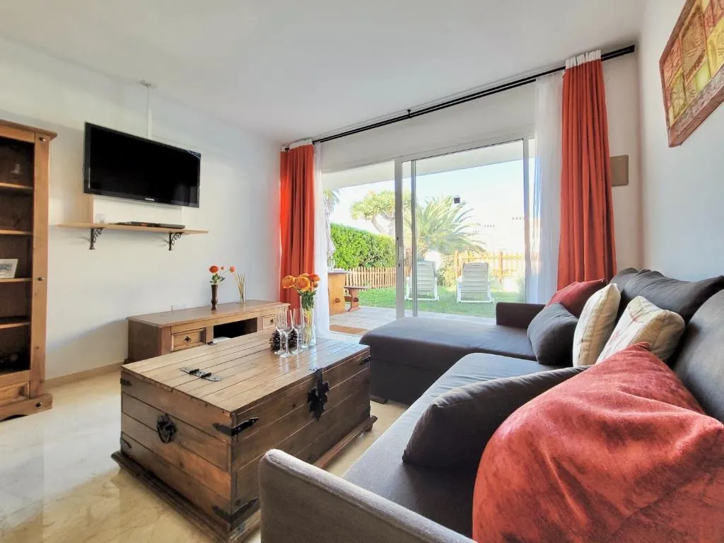 Image of The Bird`s Nest