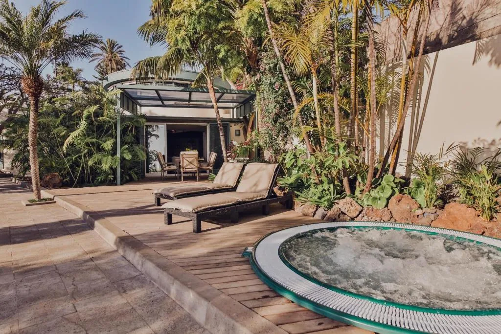 Image of The Circular Villa – jacuzzi, hiking & vineyards