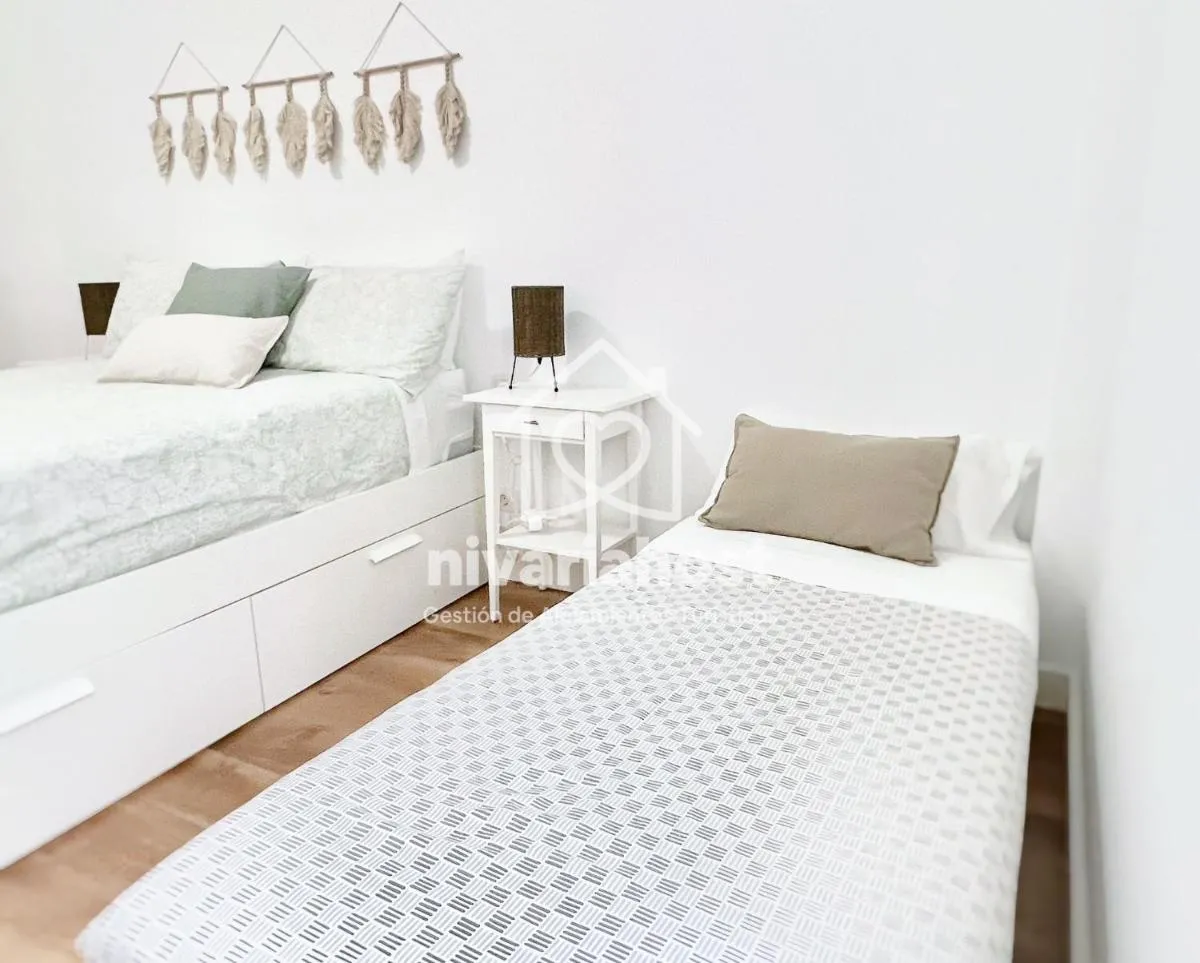 Image 1 of The Happy Place Santa Cruz, by Nivariahost