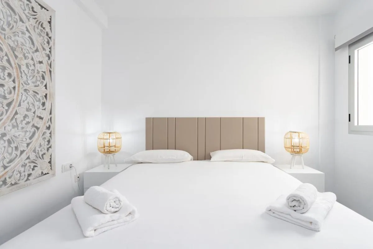 Image 1 of Touching the Sea FREE WIFI