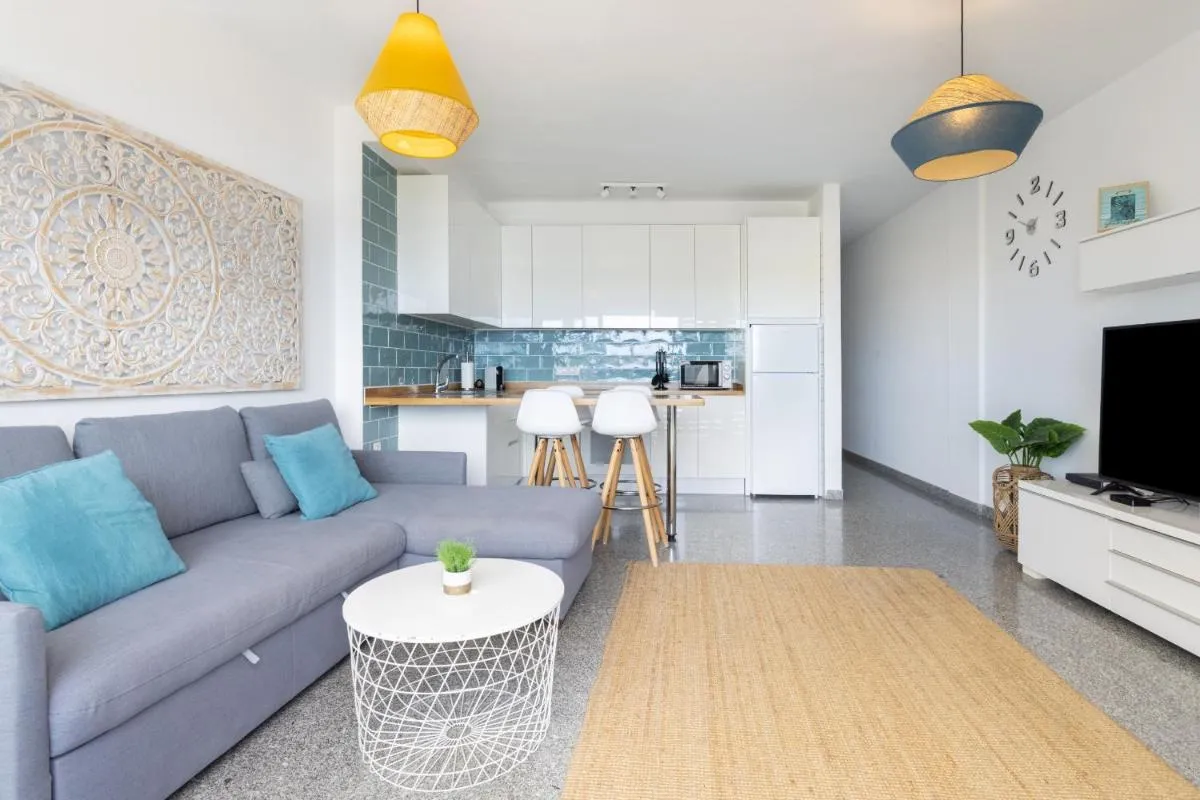 Image 4 of Touching the Sea FREE WIFI