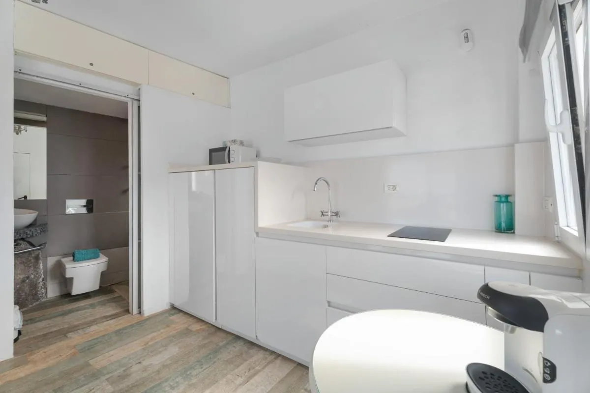 Image 2 of Tucadam suites