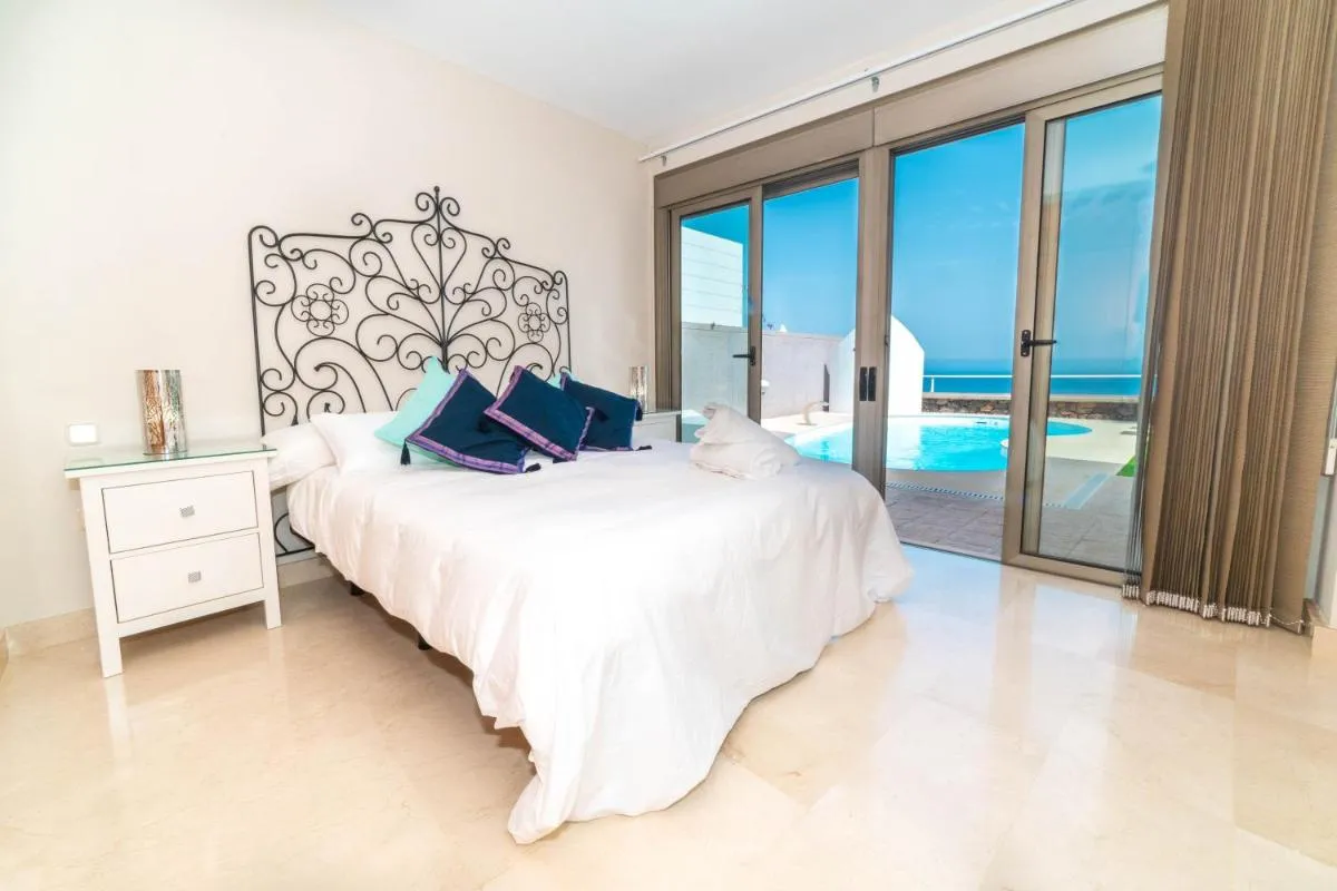 Image 1 of VILLA LUXURY VISTA DE MAR