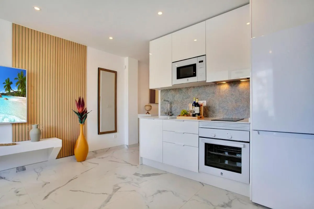 Image 4 of Vaneymar Home