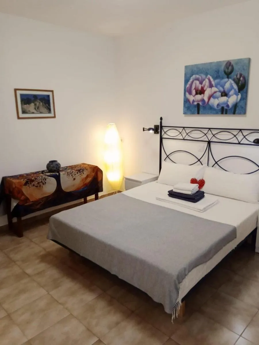 Image 3 of Veronicas Costa del Silencio