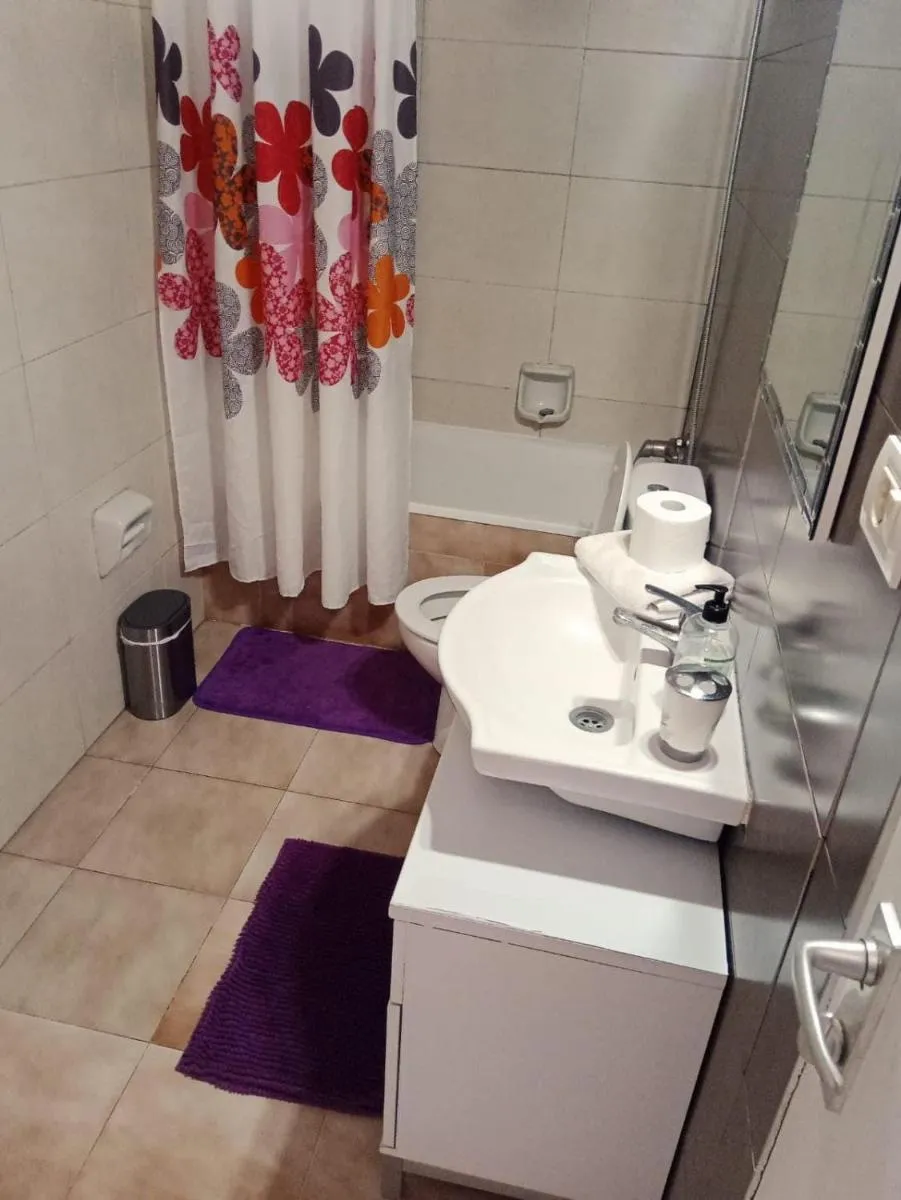 Image 4 of Veronicas Costa del Silencio