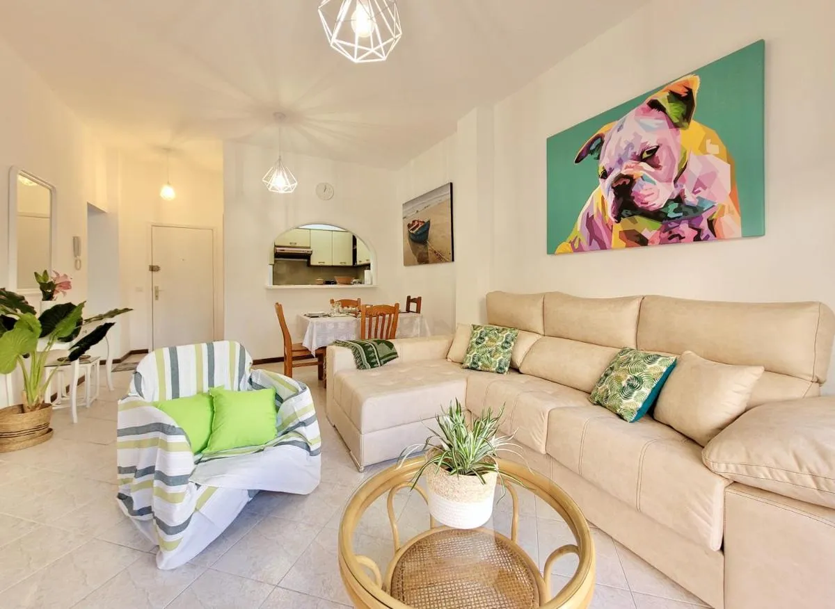 Image 6 of Victoria apartment