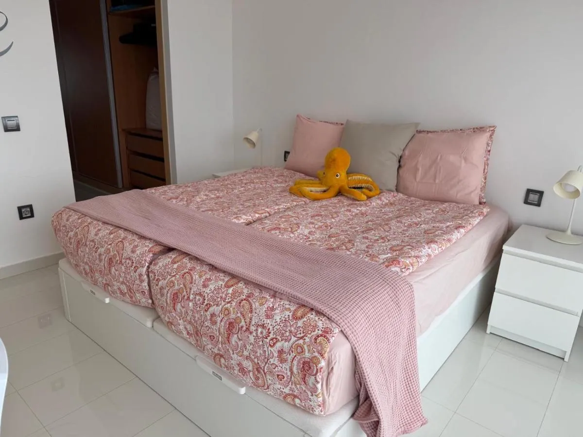 Image 1 of Vila ZULU